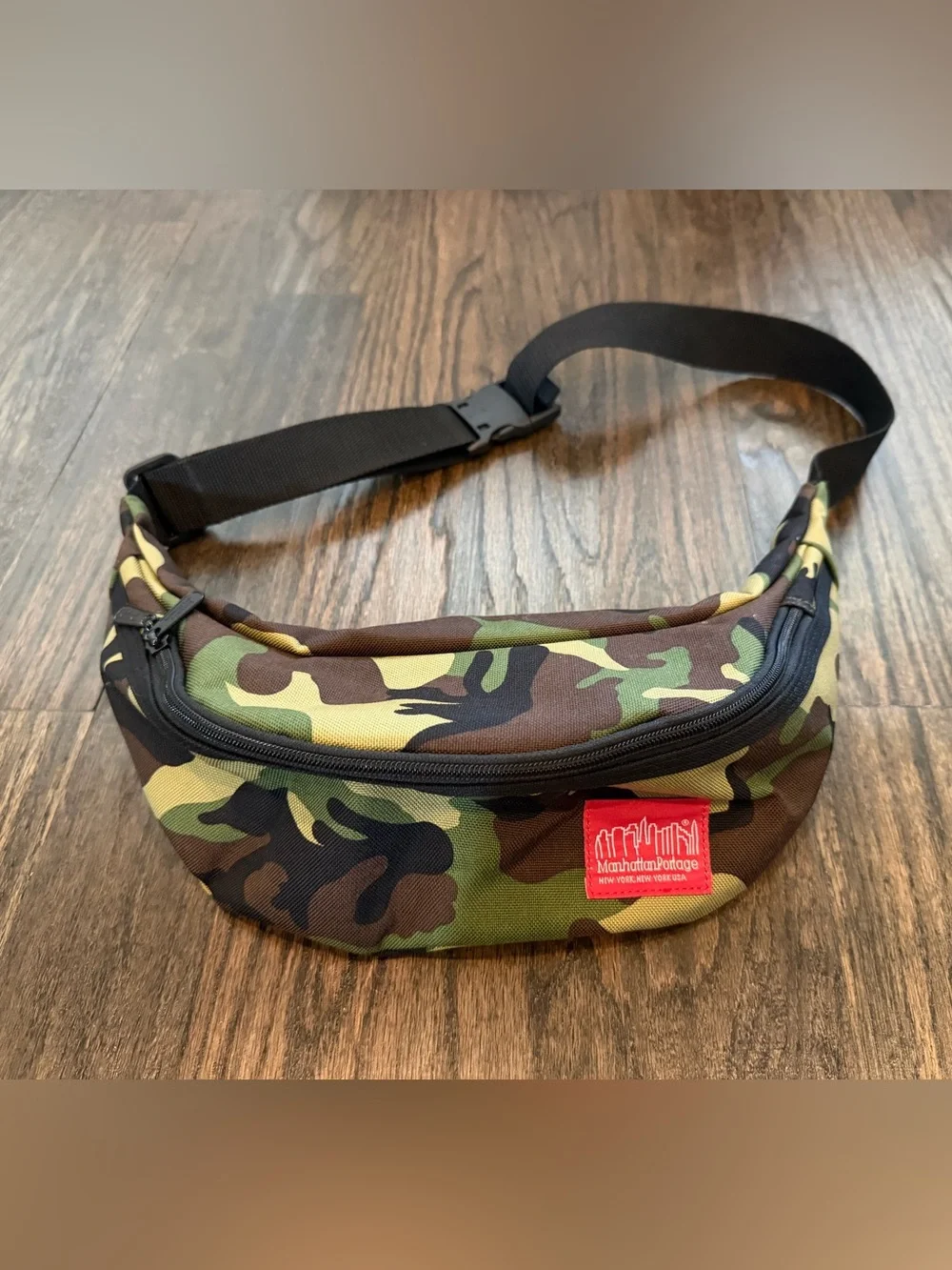 Manhattan Portage Camo Crossbody Waist Pack Green Camouflage